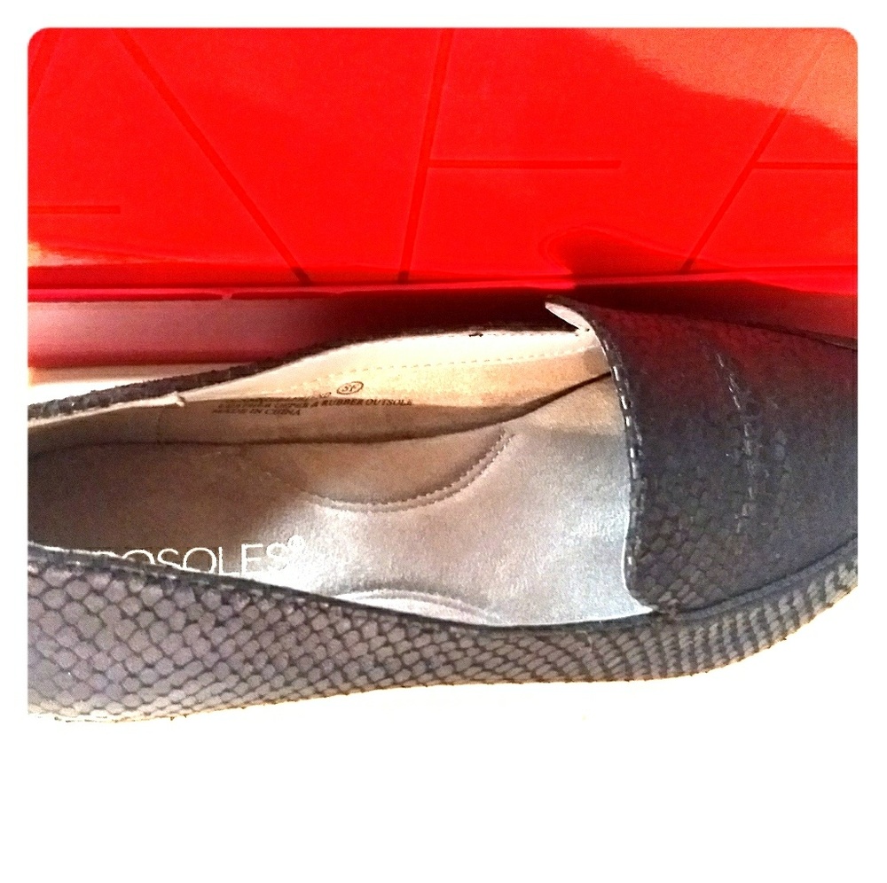 AeroSoles Girlfriend Loafer